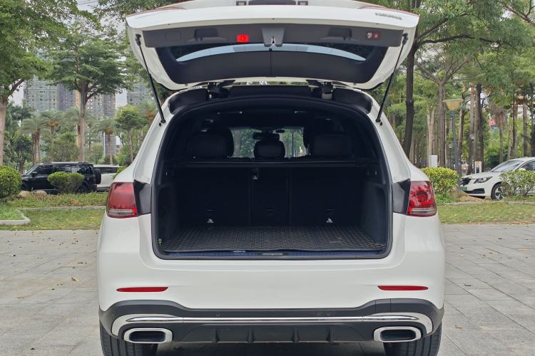Used Mercedes-Benz GLC 2022 Refreshed GLC 300 L 4MATIC Dynamic Edition Prestige Version Trunk