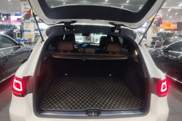 Used Mercedes-Benz GLC 2022 Refreshed GLC 300 L 4MATIC Dynamic Edition Prestige Version Trunk