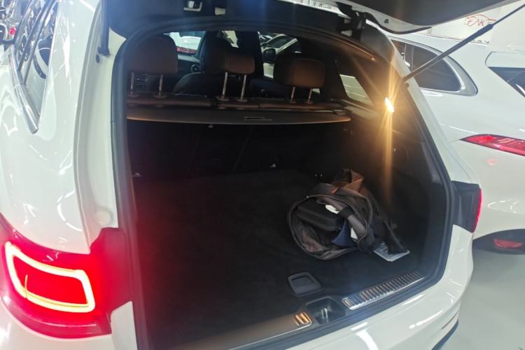 Used Mercedes-Benz GLC 2022 Refreshed GLC 300 L 4MATIC Dynamic Edition Trunk