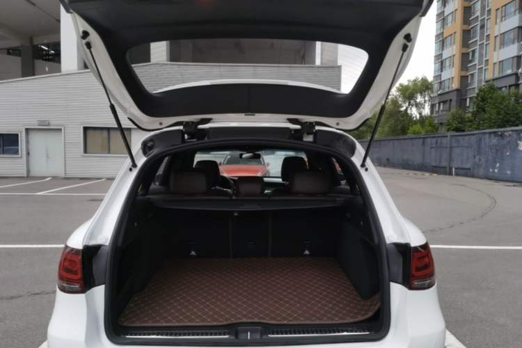 Used Mercedes-Benz GLC 2022 Refreshed GLC 300 L 4MATIC Dynamic Edition Prestige Version Trunk