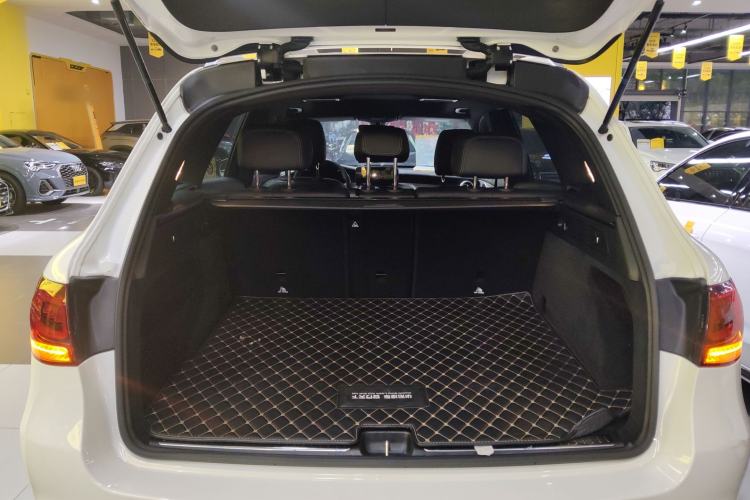 Used Mercedes-Benz GLC 2022 Second Facelift GLC 260 L 4MATIC Dynamic Edition Trunk