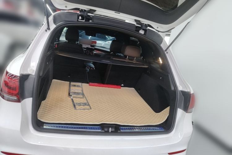 Used Mercedes-Benz GLC 2022 GLC 300 L 4MATIC Luxury Model Trunk