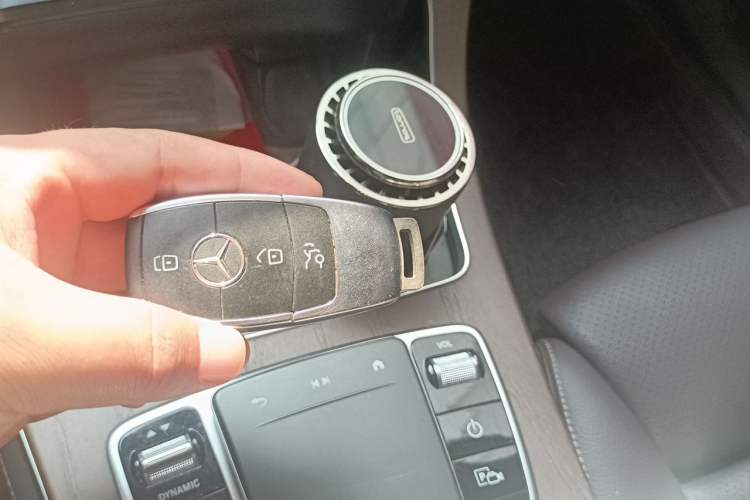 Used Mercedes-Benz GLC 2022 GLC 300 L 4MATIC Dynamic Model Vehicle Key
