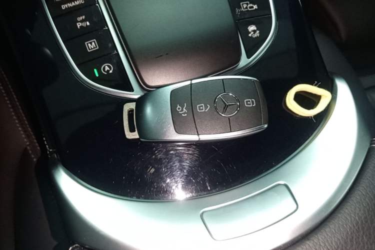 Used Mercedes-Benz GLC 2022 Facelifted GLC 260 L 4MATIC Dynamic Edition Vehicle Key