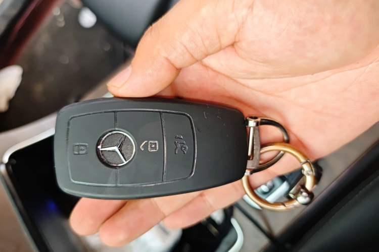 Used Mercedes-Benz GLC 2022 Refreshed GLC 300 L 4MATIC Dynamic Edition Prestige Version Vehicle Key