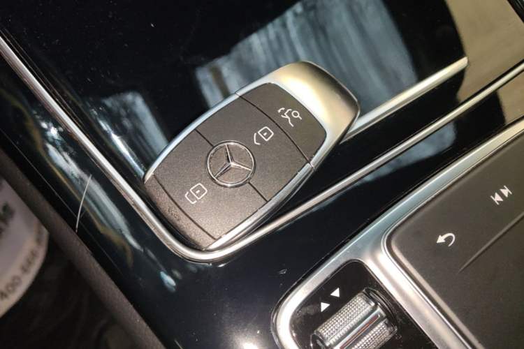 Used Mercedes-Benz GLC 2022 Facelifted GLC 260 L 4MATIC Dynamic Edition Vehicle Key