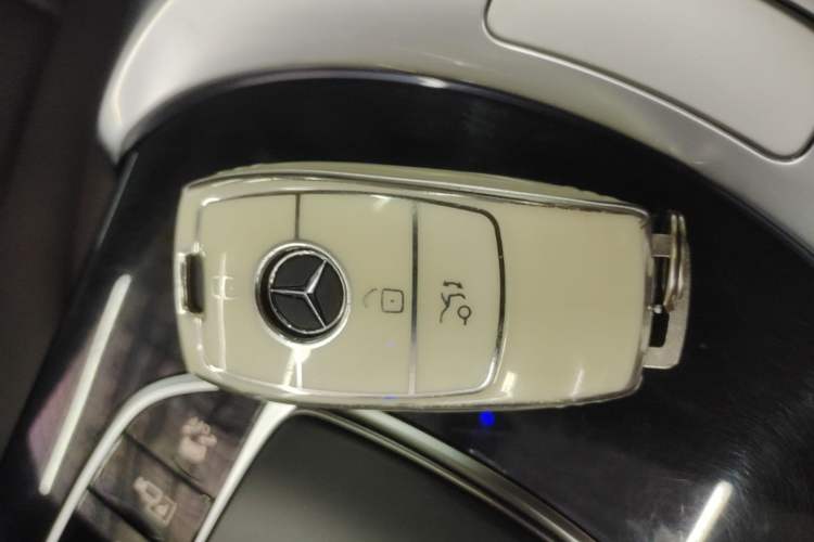 Used Mercedes-Benz GLC 2022 Facelifted GLC 260 L 4MATIC Dynamic Edition Vehicle Key
