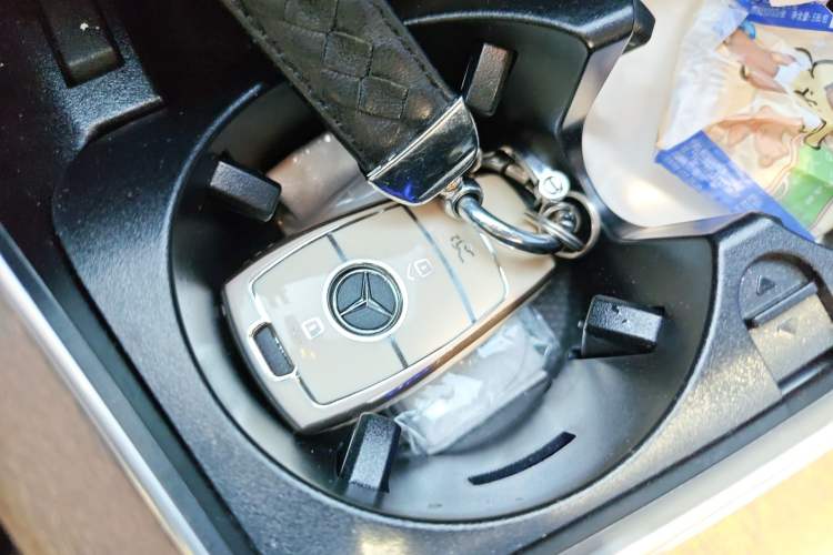 Used Mercedes-Benz GLC 2022 Refreshed GLC 300 L 4MATIC Dynamic Edition Prestige Version Vehicle Key