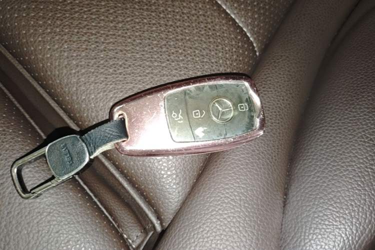 Used Mercedes-Benz GLC 2022 Facelifted GLC 260 L 4MATIC Dynamic Edition Vehicle Key