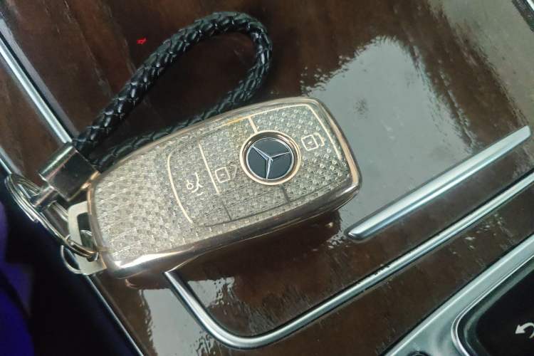 Used Mercedes-Benz GLC 2022 Refreshed GLC 300 L 4MATIC Dynamic Edition Prestige Version Vehicle Key