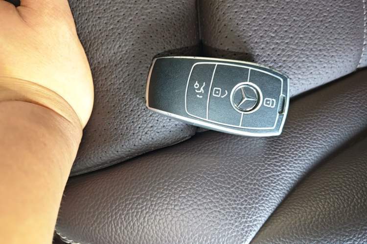 Used Mercedes-Benz GLC 2022 GLC 300 L 4MATIC Dynamic Edition Prestige Model Vehicle Key