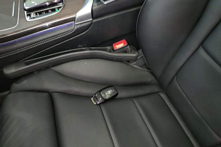 Used Mercedes-Benz GLC 2022 GLC 300 L 4MATIC Dynamic Model Vehicle Key