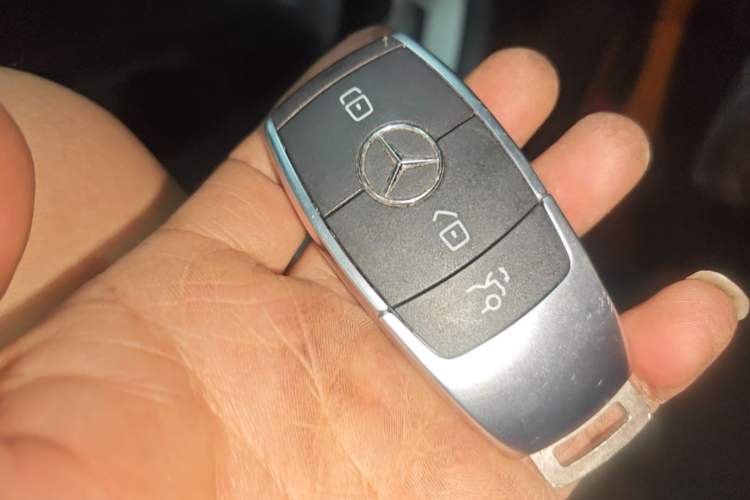 Used Mercedes-Benz GLC 2022 Facelifted GLC 260 L 4MATIC Dynamic Edition Vehicle Key