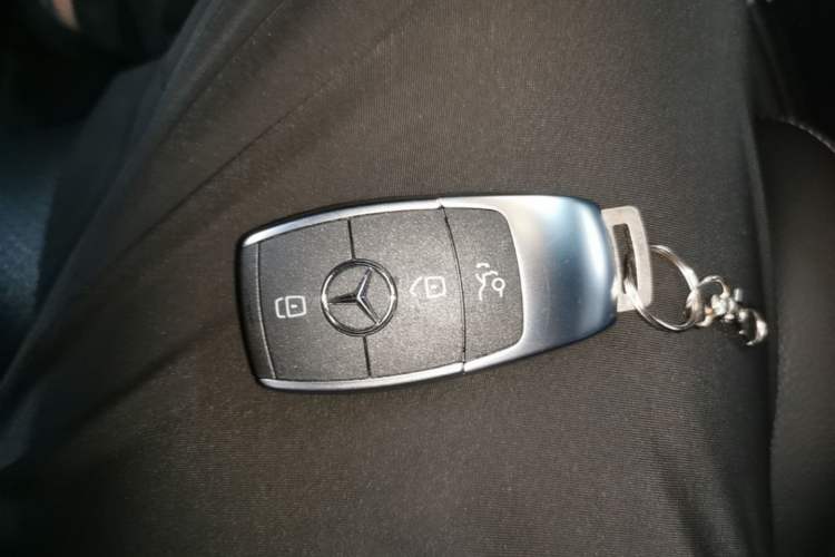 Used Mercedes-Benz GLC 2022 Refreshed GLC 300 L 4MATIC Dynamic Edition Vehicle Key