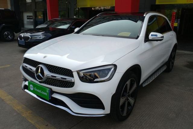 Ojetý Mercedes-Benz GLC 2022 Facelifted GLC 300 L 4MATIC Luxury Edition