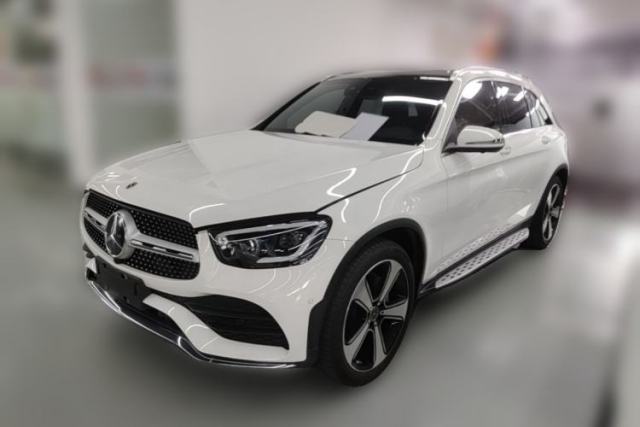 Ojetý Mercedes-Benz GLC 2022 GLC 300 L 4MATIC Luxury Model