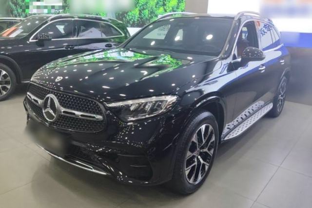 Used Mercedes-Benz GLC 2023 Facelift GLC 260 L 4MATIC Luxury Version 5 Seats