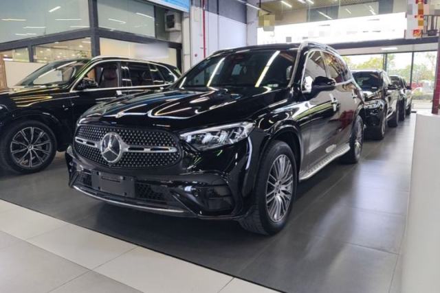 Used Mercedes-Benz GLC 2023 GLC 300 L 4MATIC Dynamic 7-Seater