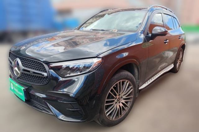 Ojetý Mercedes-Benz GLC 2023 GLC 300 L 4MATIC Dynamic 7-Seater