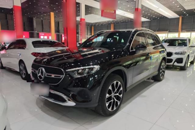 Used Mercedes-Benz GLC 2023 Facelift GLC 260 L 4MATIC Dynamic Version 5 Seats