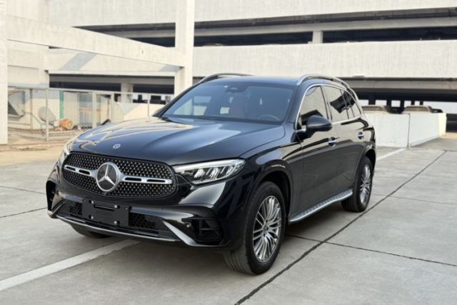 Used Mercedes-Benz GLC 2023 GLC 300 L 4MATIC Dynamic 7-Seater