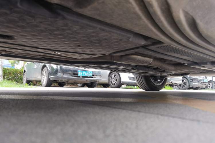 Used Mercedes-Benz GLC 2023 GLC 300 L 4MATIC Dynamic 7-Seater Chassis Front Left