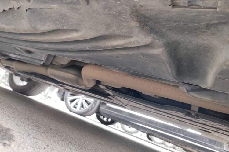 Used Mercedes-Benz GLC 2023 GLC 300 L 4MATIC Dynamic Edition 5-seater Chassis Front Right