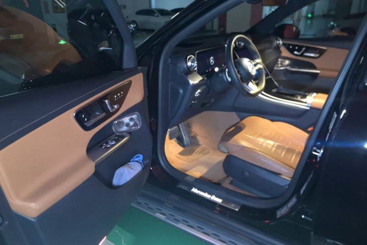 Used Mercedes-Benz GLC 2023 GLC 300 L 4MATIC Luxury 7-Seater Driver Seat