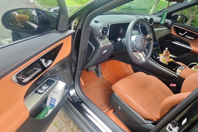 Used Mercedes-Benz GLC 2023 GLC 260 L 4MATIC Dynamic Edition 5-seater Driver Seat