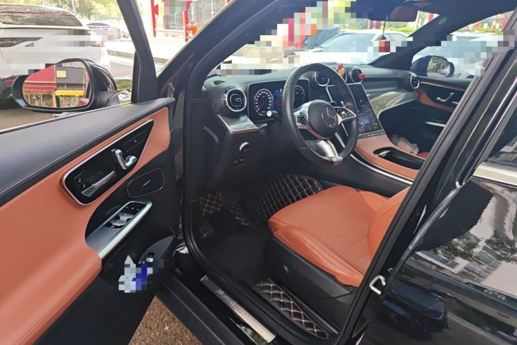 Used Mercedes-Benz GLC 2023 GLC 260 L 4MATIC Dynamic Edition 5-seater Driver Seat