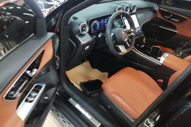 Used Mercedes-Benz GLC 2023 GLC 260 L 4MATIC Luxury 7-Seater Driver Seat