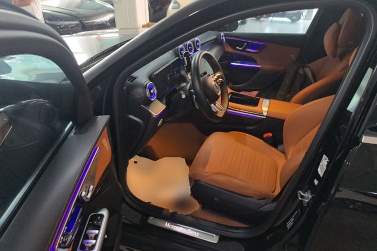 Used Mercedes-Benz GLC 2023 GLC 260 L 4MATIC Luxury Model 5 Seats Driver Seat