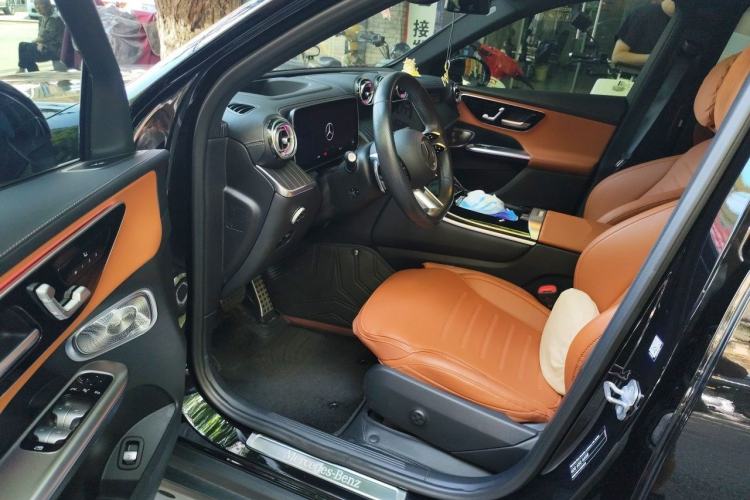 Used Mercedes-Benz GLC 2023 GLC 300 L 4MATIC Luxury 7-Seater Driver Seat