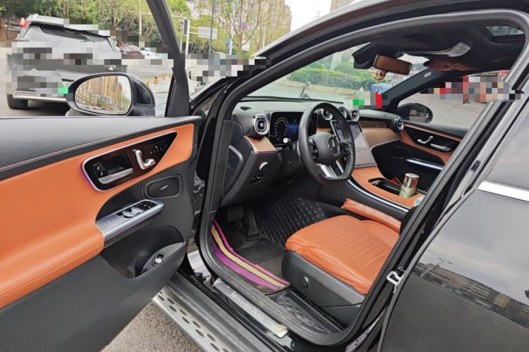 Used Mercedes-Benz GLC 2023 GLC 300 L 4MATIC Dynamic Edition 5-seater Driver Seat