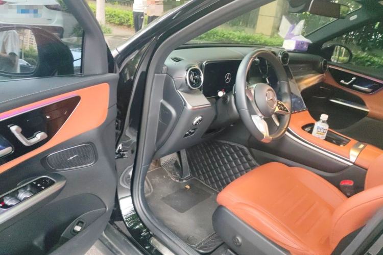 Used Mercedes-Benz GLC 2023 GLC 260 L 4MATIC Dynamic Edition 5-seater Driver Seat