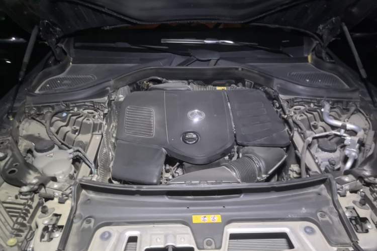 Used Mercedes-Benz GLC 2023 GLC 300 L 4MATIC Luxury 7-Seater Engine Bay