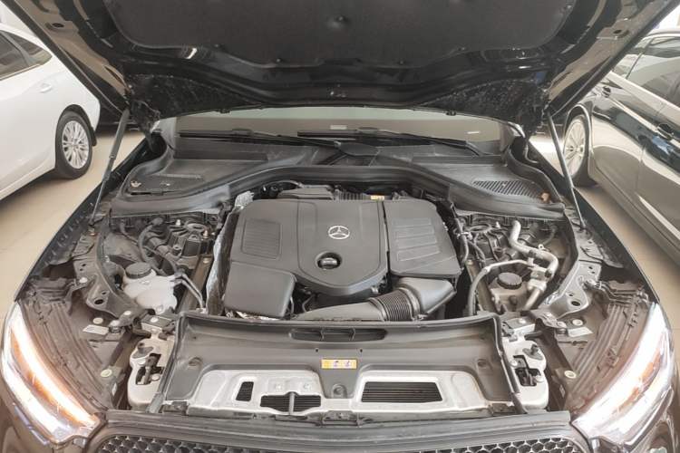 Used Mercedes-Benz GLC 2023 GLC 300 L 4MATIC Dynamic Edition 5-seater Engine Bay