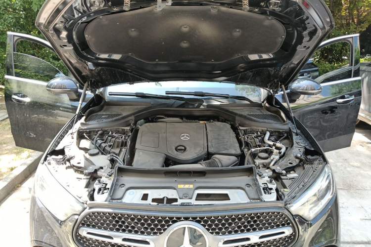 Used Mercedes-Benz GLC 2023 Refreshed GLC 300 L 4MATIC Dynamic Version 7-Seater Engine Bay