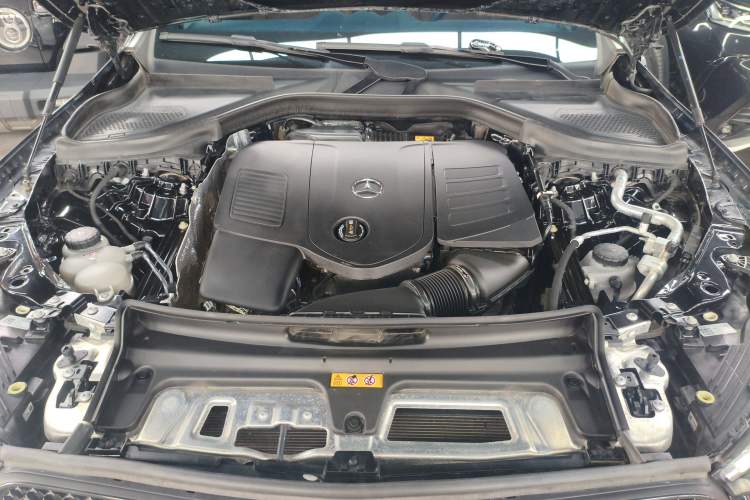 Used Mercedes-Benz GLC 2023 GLC 260 L 4MATIC Dynamic Edition 5-seater Engine Bay