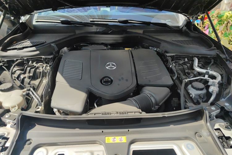 Used Mercedes-Benz GLC 2023 GLC 260 L 4MATIC Luxury Model 5 Seats Engine Bay