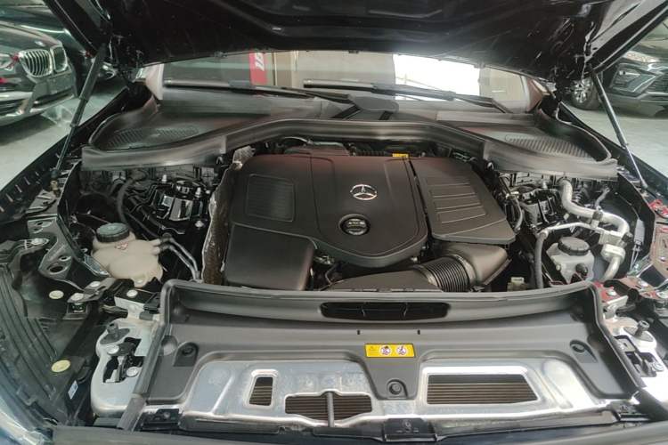 Used Mercedes-Benz GLC 2023 GLC 300 L 4MATIC Dynamic Edition 5-seater Engine Bay