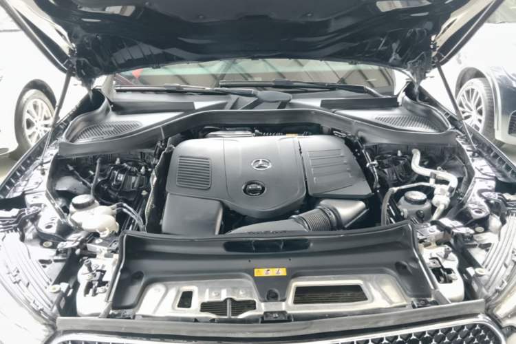 Used Mercedes-Benz GLC 2023 GLC 260 L 4MATIC Dynamic Edition 5-seater Engine Bay