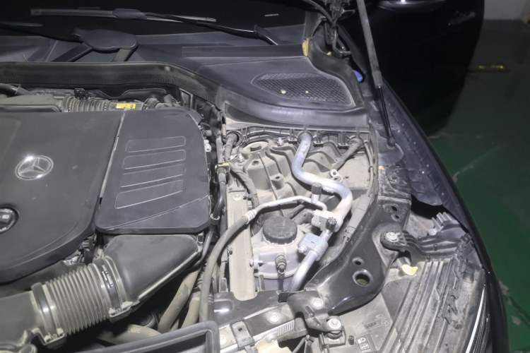 Used Mercedes-Benz GLC 2023 GLC 300 L 4MATIC Luxury 7-Seater Engine Bay Left