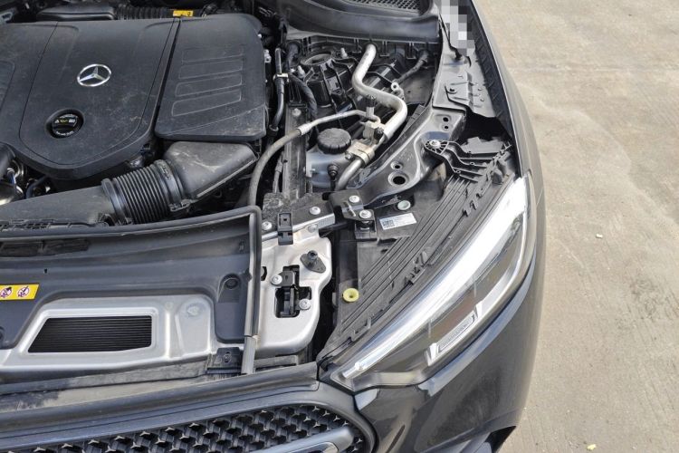 Used Mercedes-Benz GLC 2023 GLC 300 L 4MATIC Dynamic 7-Seater Engine Bay Left
