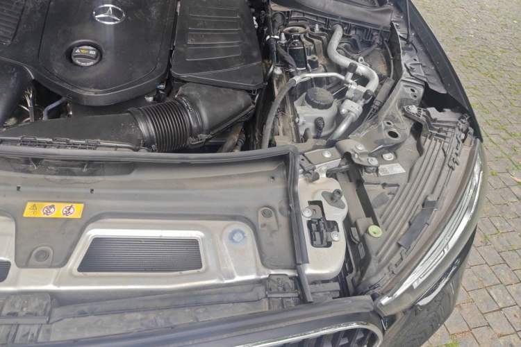 Used Mercedes-Benz GLC 2023 GLC 260 L 4MATIC Dynamic Edition 5-seater Engine Bay Left