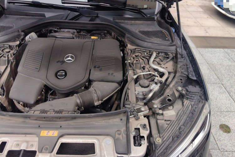 Used Mercedes-Benz GLC 2023 GLC 260 L 4MATIC Luxury 7-Seater Engine Bay Left