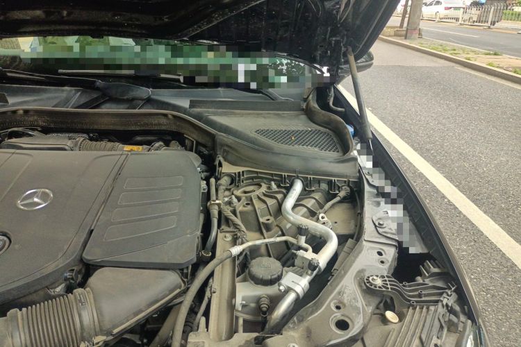 Used Mercedes-Benz GLC 2023 Facelifted GLC 300 L 4MATIC Luxury Version 5 Seats Engine Bay Left