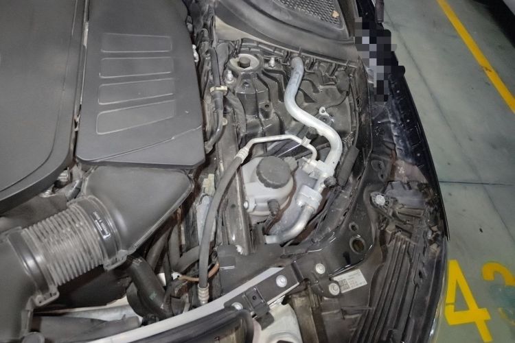Used Mercedes-Benz GLC 2023 GLC 260 L 4MATIC Dynamic Edition 7-seater Engine Bay Left
