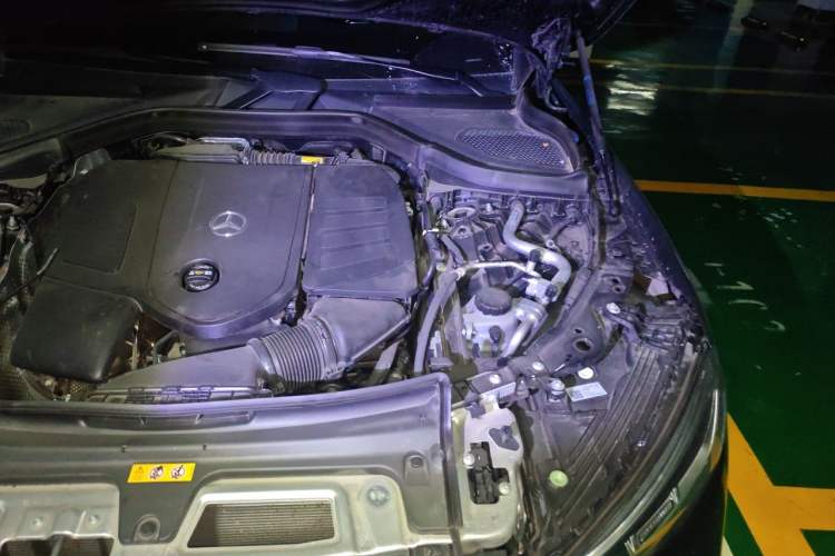 Used Mercedes-Benz GLC 2023 GLC 260 L 4MATIC Dynamic Edition 5-seater Engine Bay Left