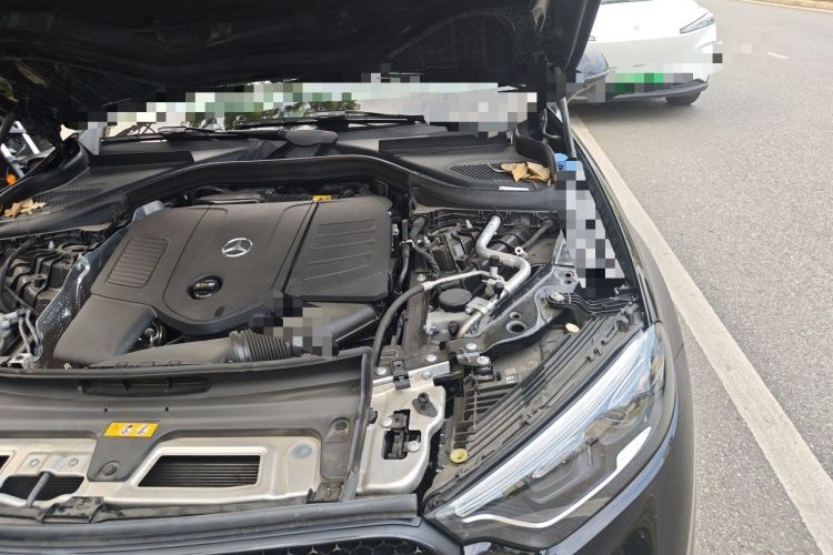 Used Mercedes-Benz GLC 2023 GLC 300 L 4MATIC Luxury 7-Seater Engine Bay Left